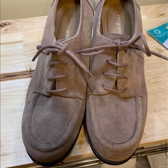 Easy spirit 9 1/2 W heels - Picture 6 of 6